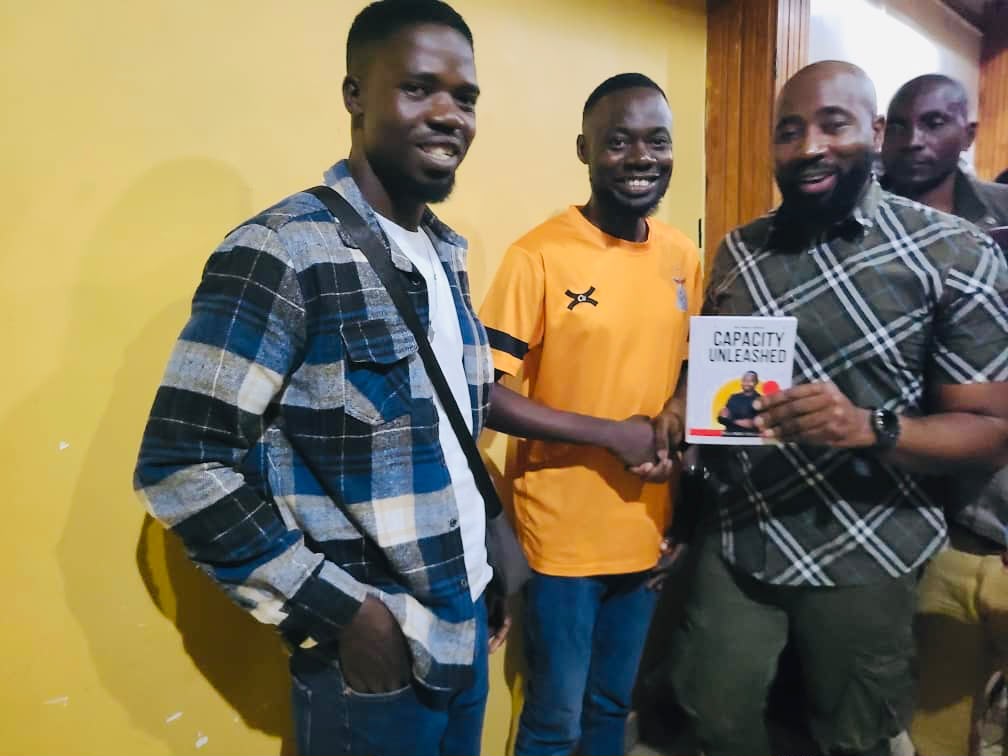 Jito Kayumba supports the book by Philimon Cheushi